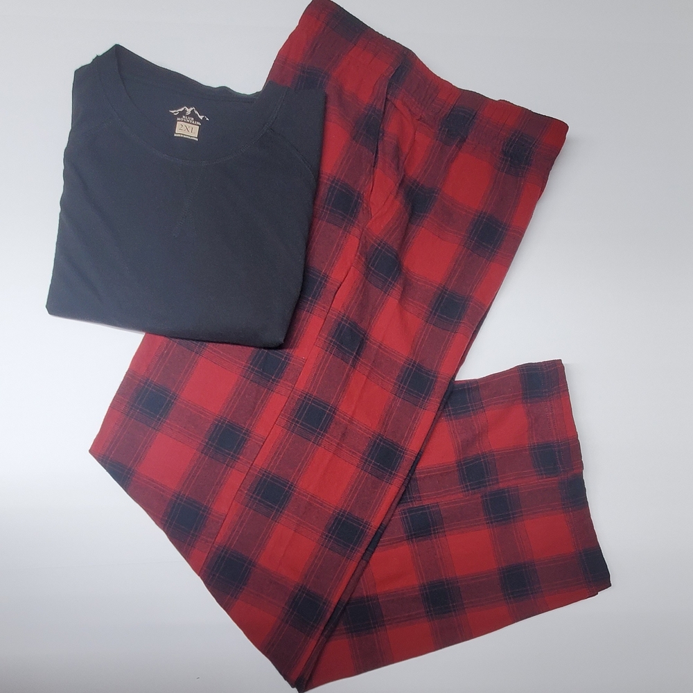 Blue Mountain Men's Pajama Set Size 2XL